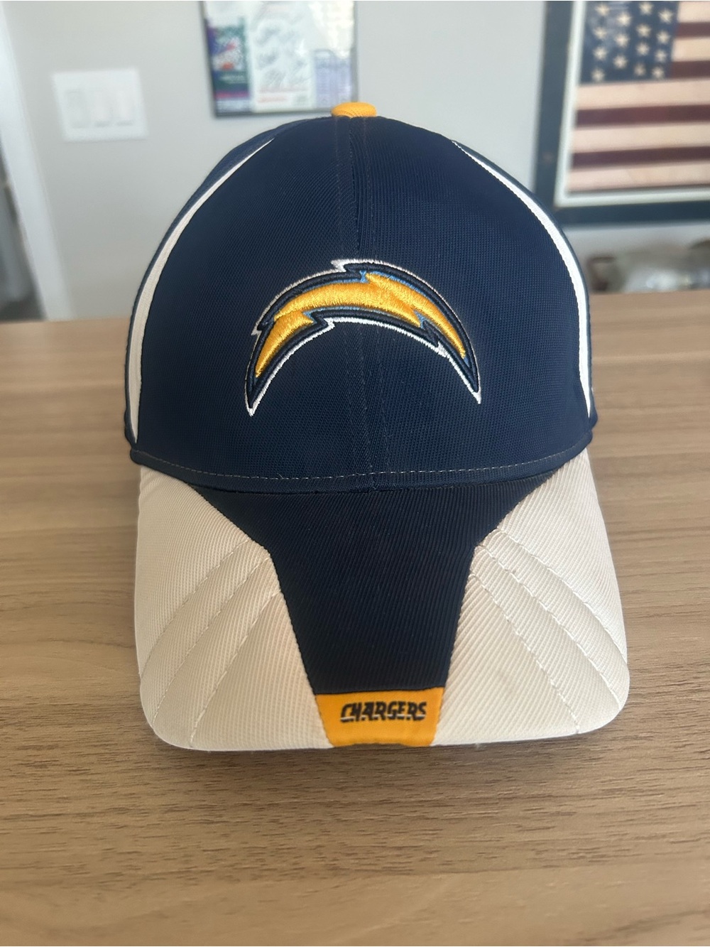 Vintage Reebok NFL Equipment San Diego Chargers Hat M/L Fitted On Field Y2K Cap